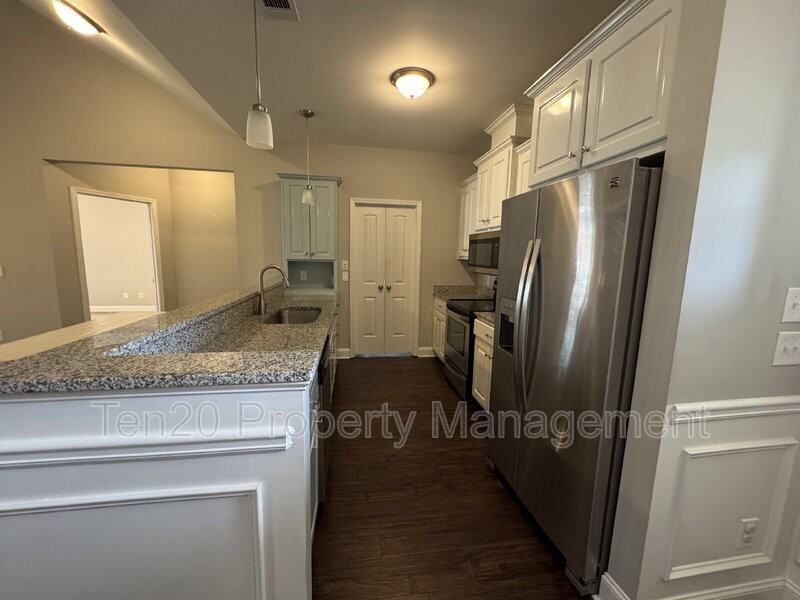 16 Vineyard Dr - Photo 5 of 15