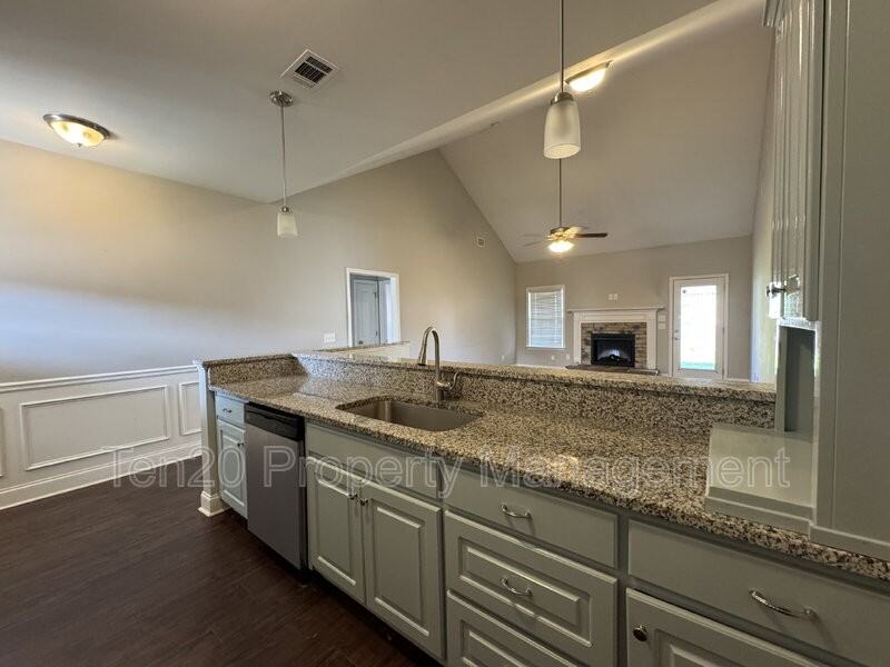 16 Vineyard Dr - Photo 7 of 15