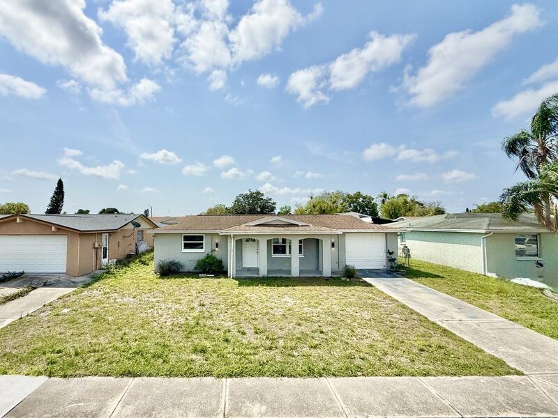 7224 Potomac Dr - Photo 3 of 50