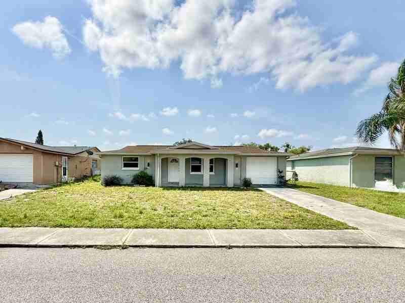 7224 Potomac Dr - Photo 4 of 50