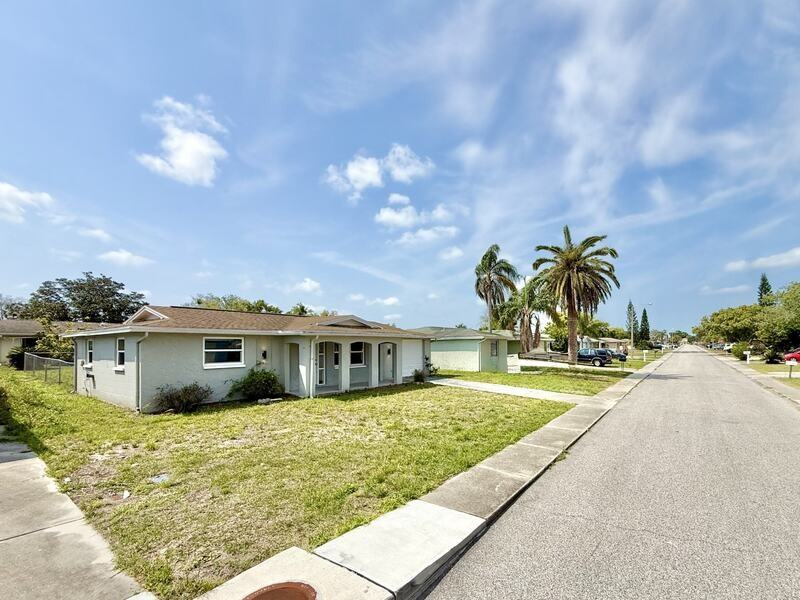 7224 Potomac Dr - Photo 5 of 50