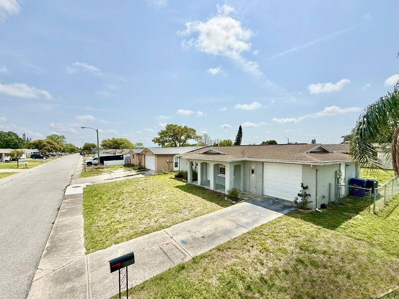 7224 Potomac Dr - Photo 7 of 50