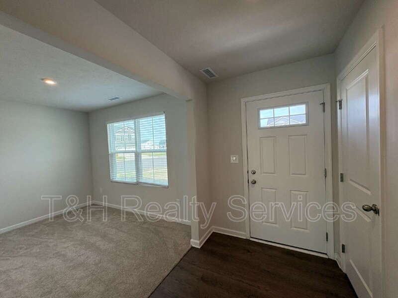 7183 Finley Creek Dr - Photo 4 of 24