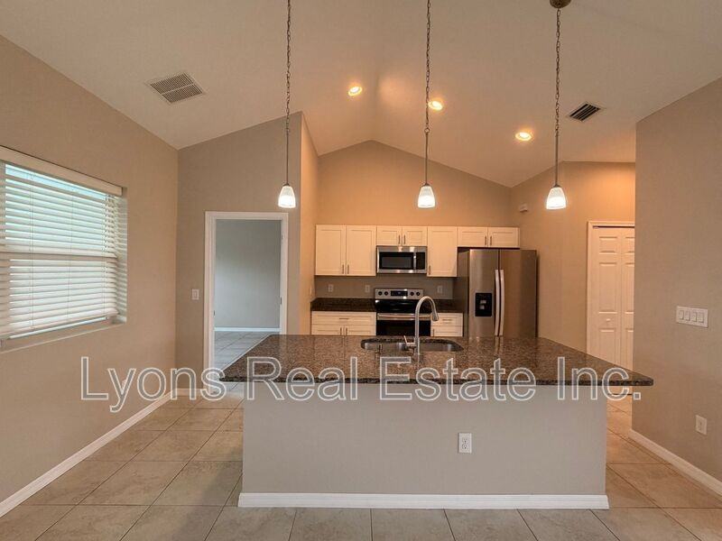 2929 Alhaven Ter - Photo 5 of 34