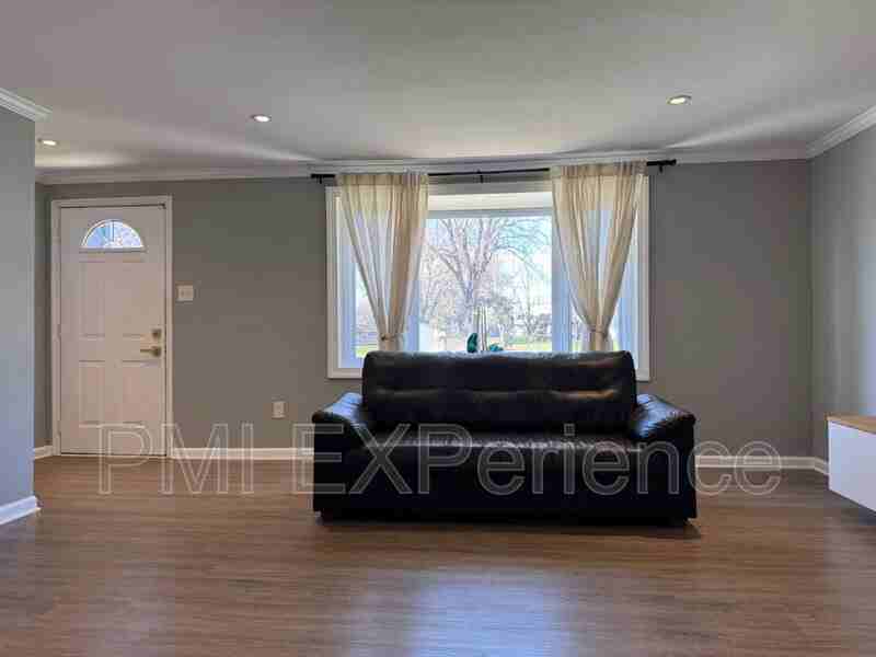 12808 Applecross Dr - Photo 3 of 29