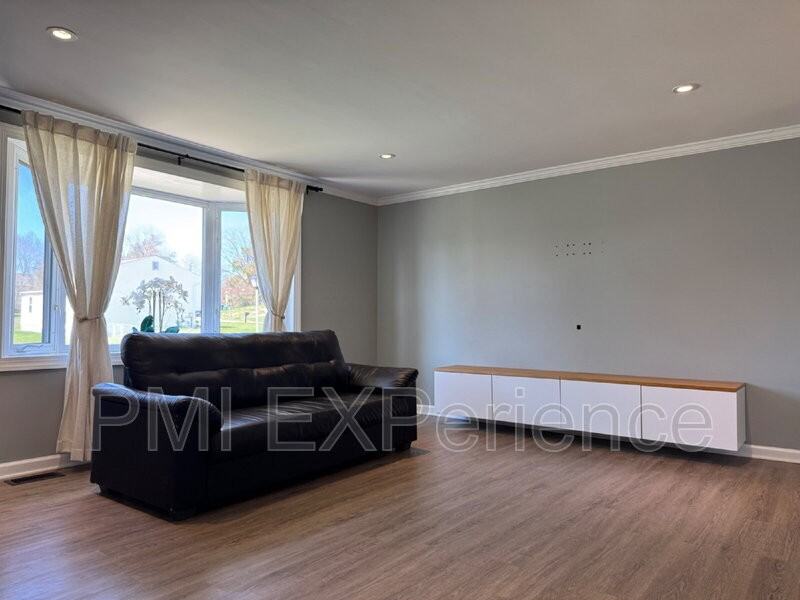 12808 Applecross Dr - Photo 5 of 29