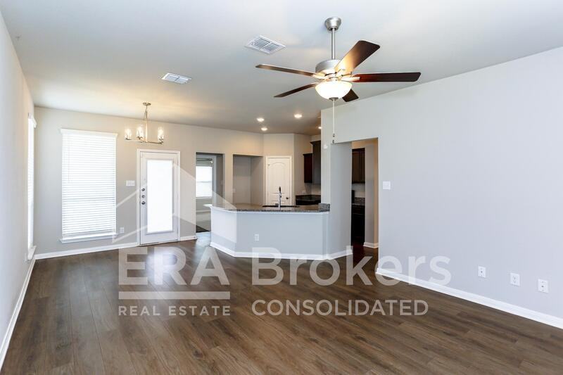 2072 Dade Loop - Photo 3 of 21