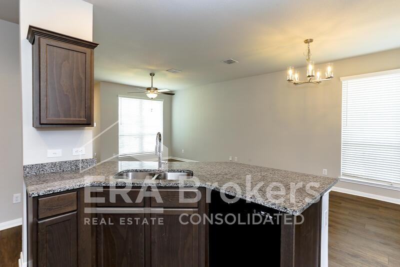 2072 Dade Loop - Photo 5 of 21