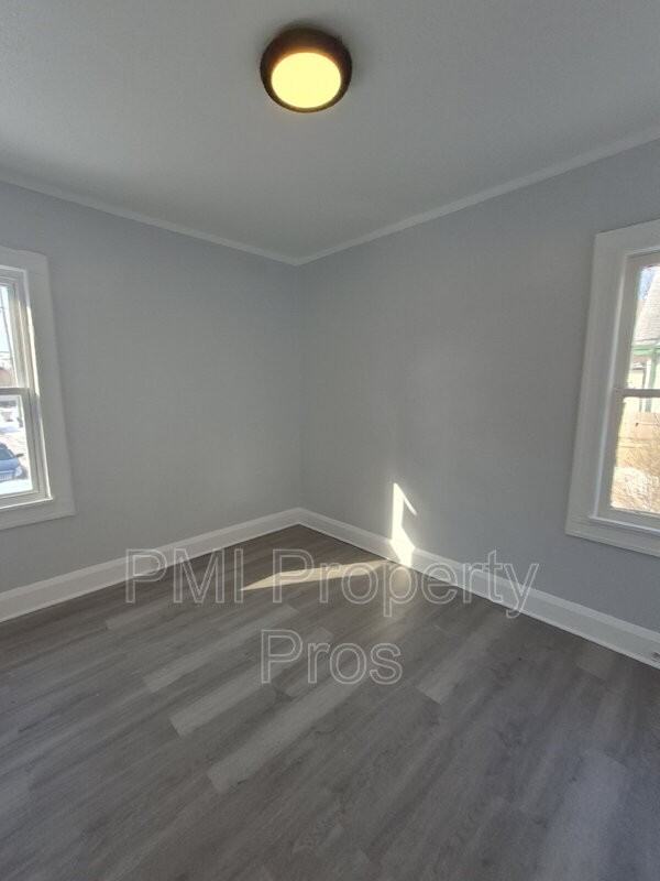 2517 W Hadley St - Photo 3 of 22