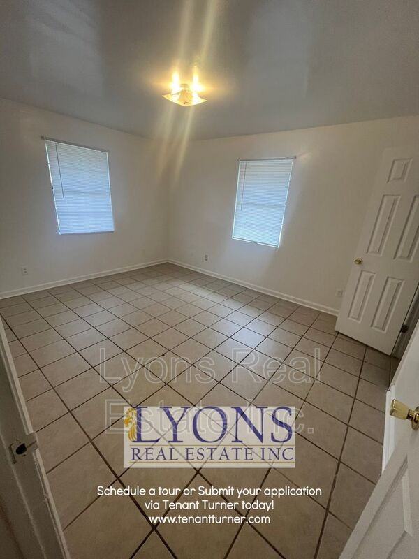 1100 S Gordon Ave Apt C - Photo 7 of 9