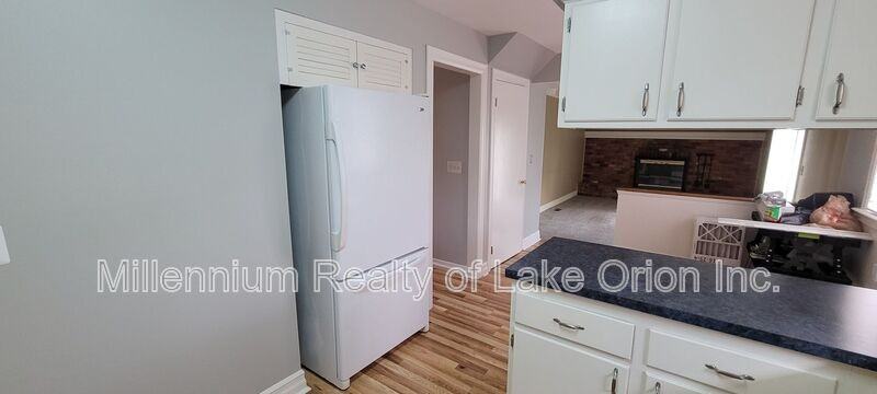 29359 Hemlock Dr - Photo 2 of 19