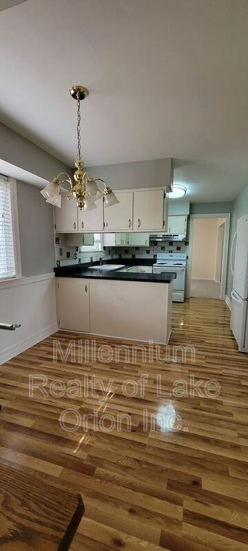 29359 Hemlock Dr - Photo 5 of 19