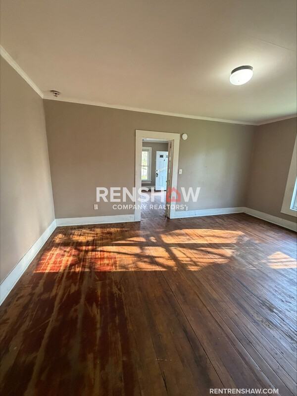 418 Greenwood Ave #B - Photo 3 of 20