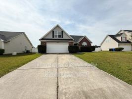 featured image of 1445 Kershaw Loop