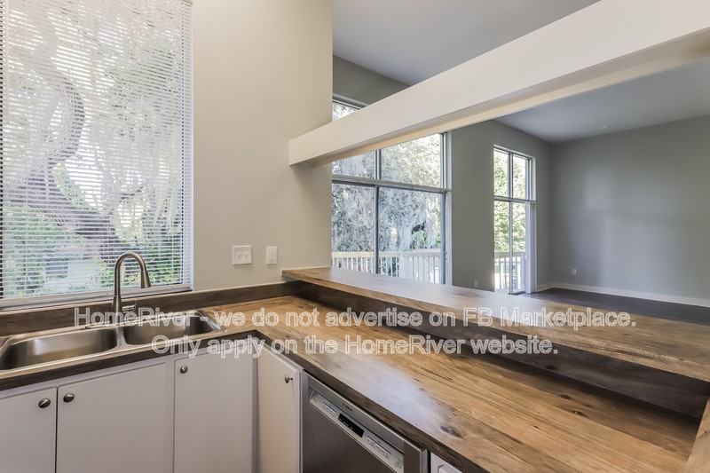 2115 W Ivy St - Photo 4 of 20