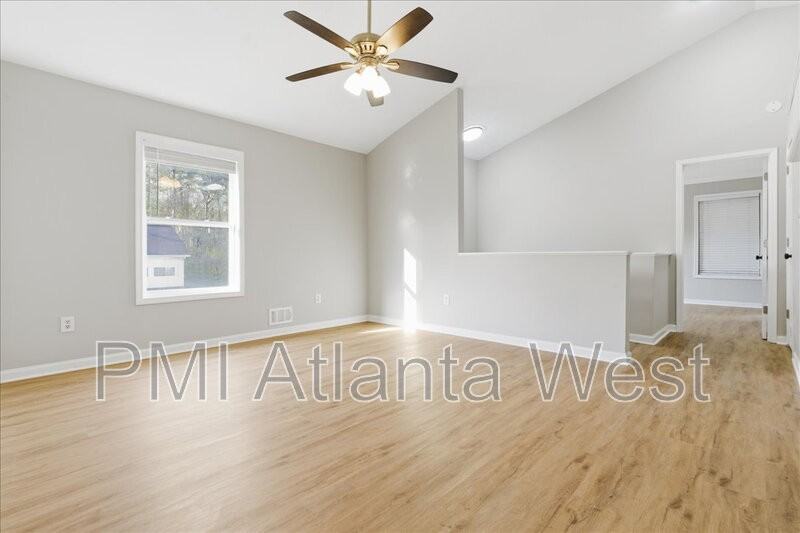 5876 Old Wellborn Trce - Photo 7 of 21