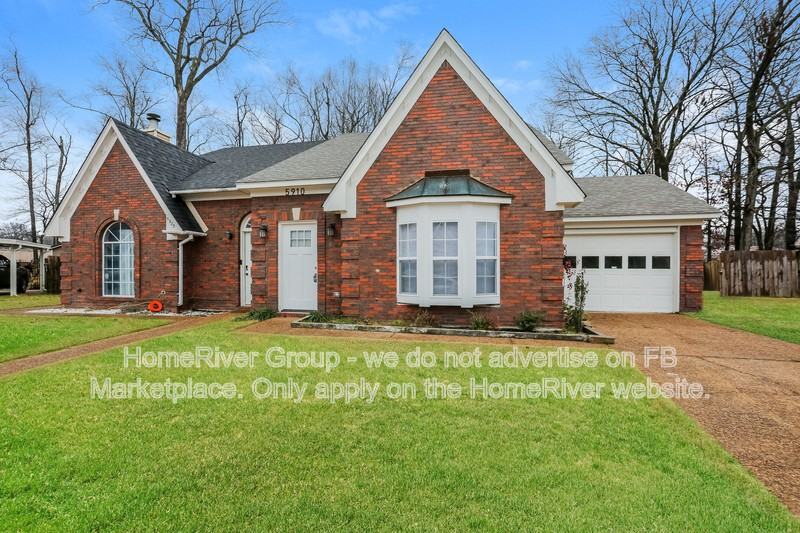 5910 Garden Walk E - Photo 2 of 16