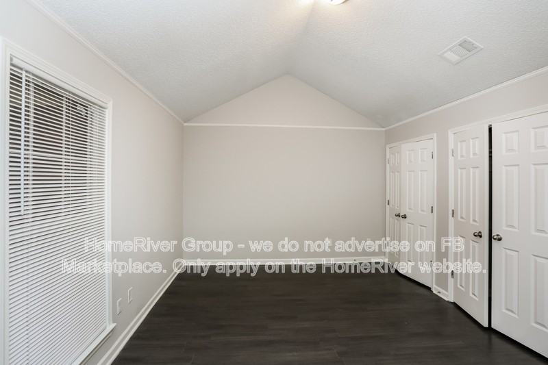 5910 Garden Walk E - Photo 7 of 16