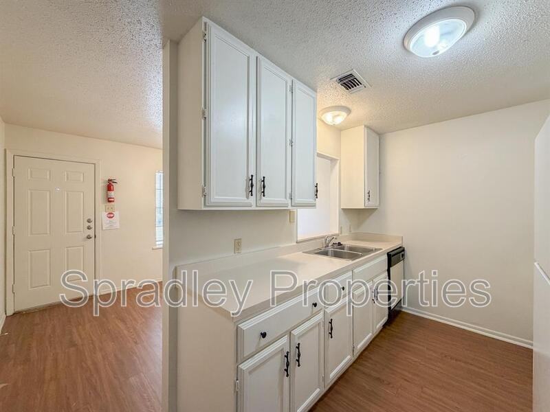 3705A Ivanhoe Dr - Photo 4 of 18