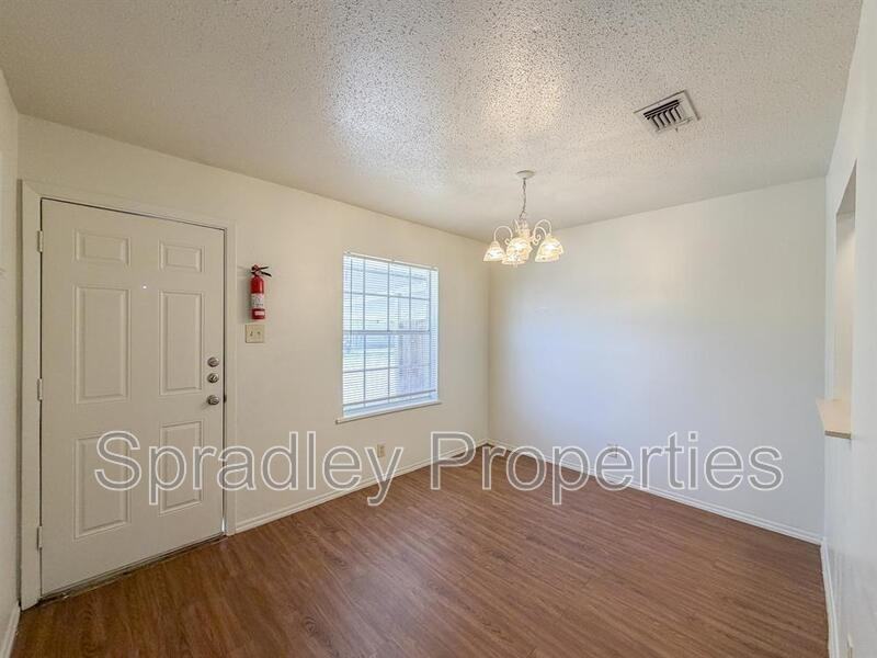 3705A Ivanhoe Dr - Photo 7 of 18