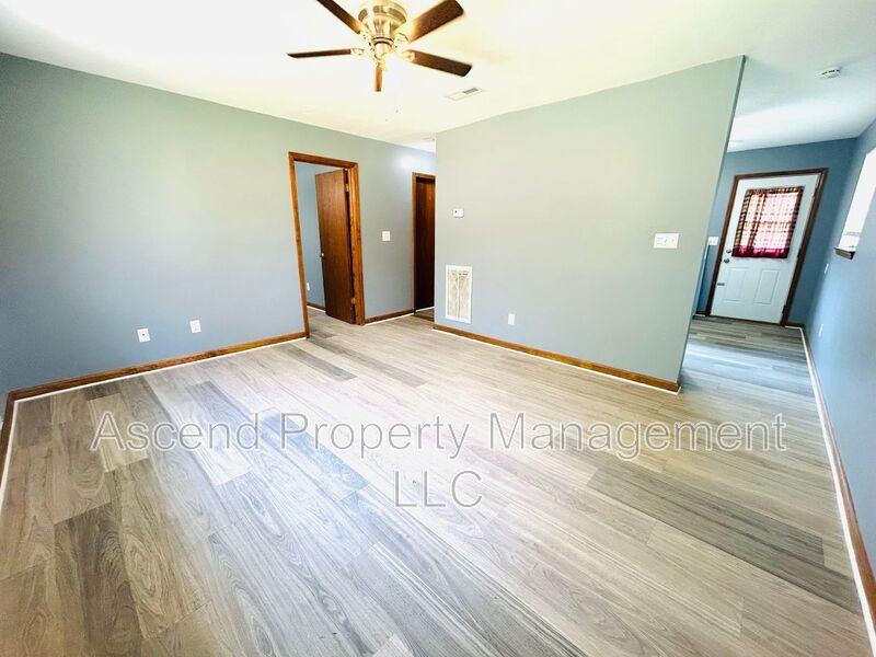 3604 Tanaka Trail #B - Photo 3 of 14