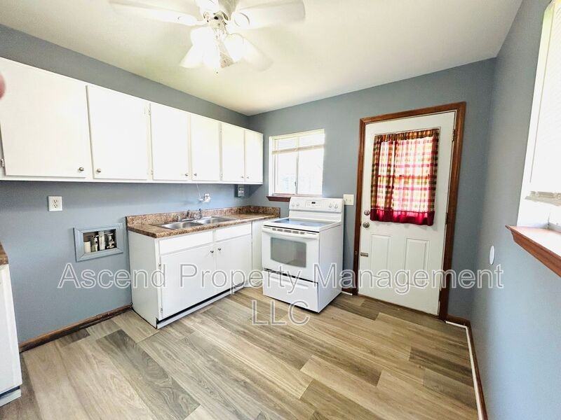 3604 Tanaka Trail #B - Photo 7 of 14