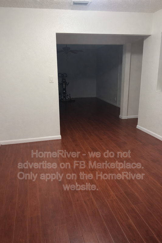 914 Rangeline Rd - Photo 3 of 13