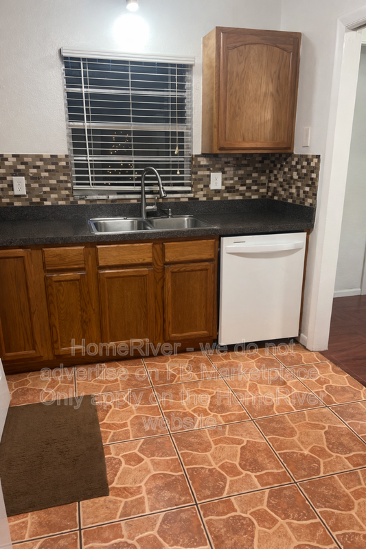 914 Rangeline Rd - Photo 5 of 13