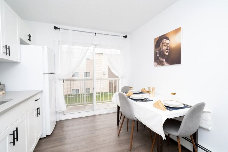 10021 154 St Nw #6 - Photo 2 of 15