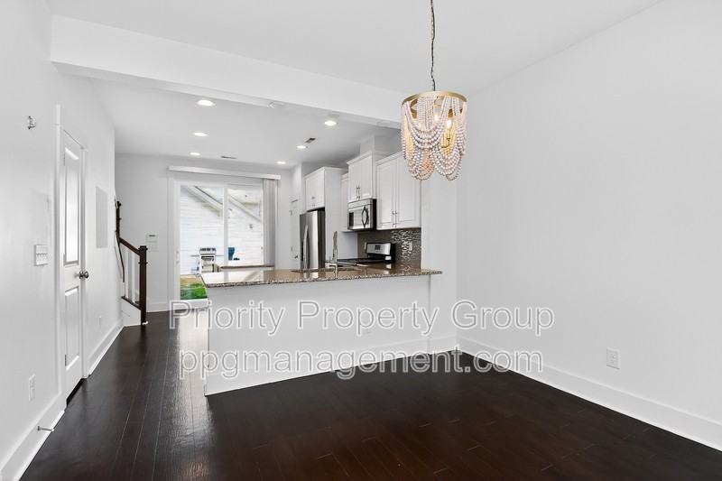 1614 Pat Garrett St - Photo 6 of 22