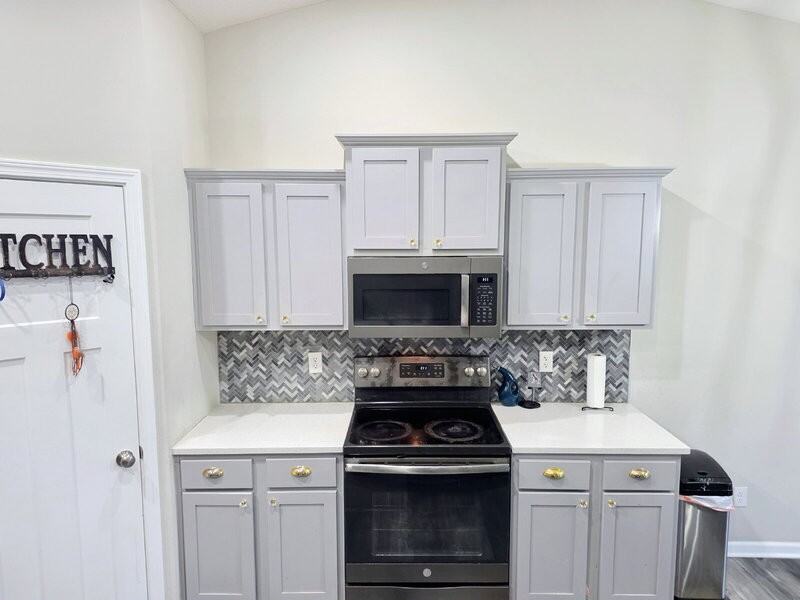 950 8th St - Photo 4 of 33