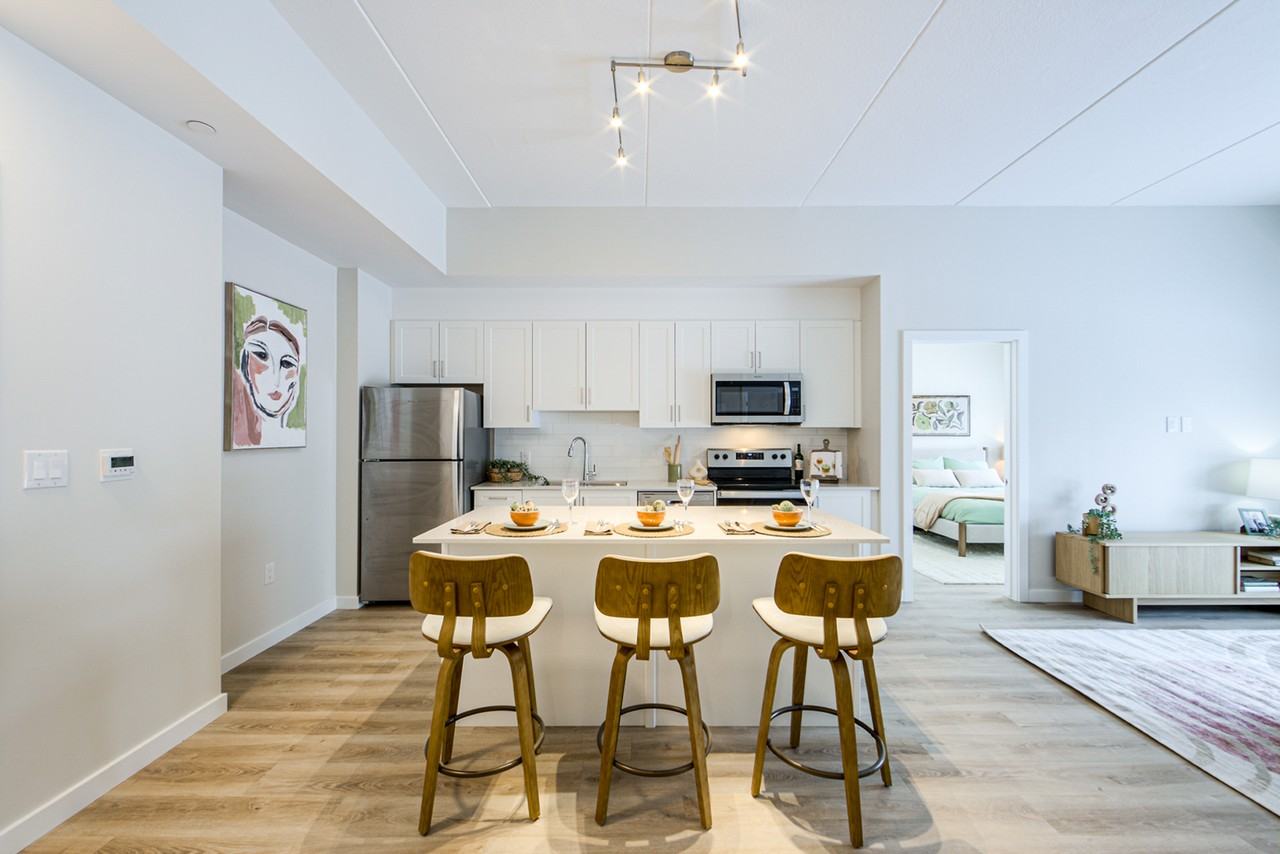 Spencer Place Apartments - Photo 3 of 21