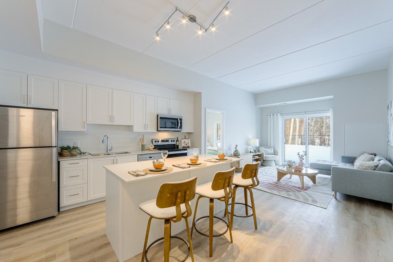 Spencer Place Apartments - Photo 4 of 21