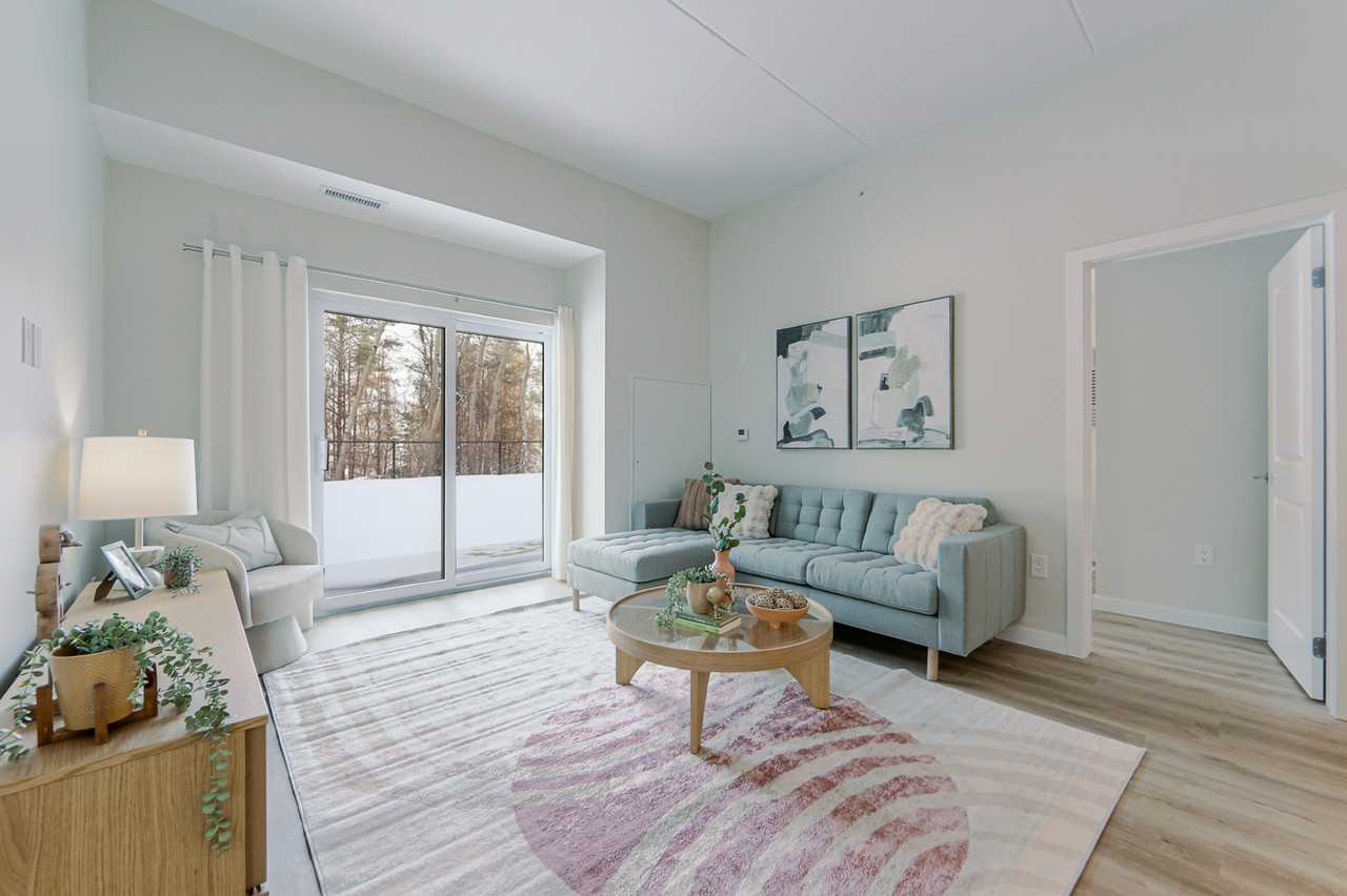 Spencer Place Apartments - Photo 7 of 21