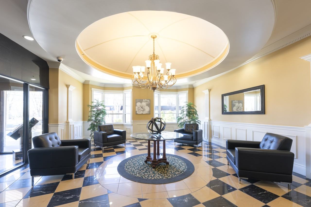 The Lexington - Photo 2 of 3