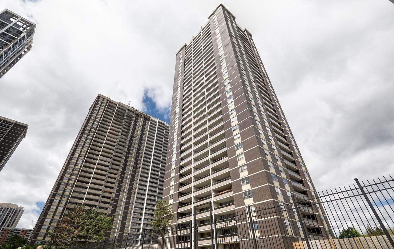 Montgomery Mills: 50 Cordova Ave. - Photo 6 of 15