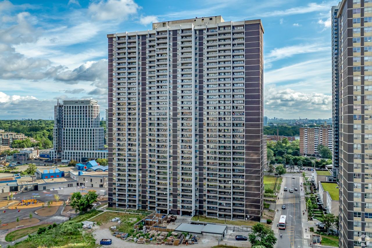 Montgomery Mills: 24 Mabelle Ave. - Photo 6 of 15