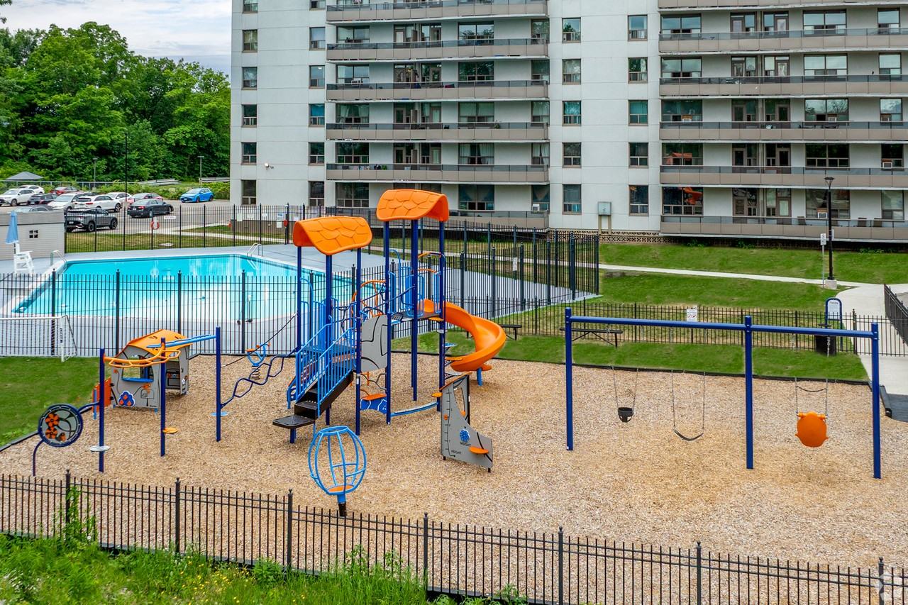 Camelot Towers: 1001 Main Street - Photo 4 of 14