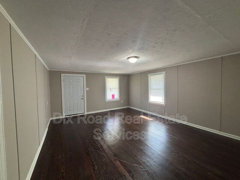 1937 Pater Ave - Photo 4 of 37