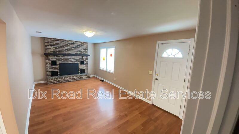 1425 Welsh Ave - Photo 5 of 29