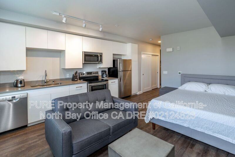 785 Baywood Dr #111 - Photo 4 of 14