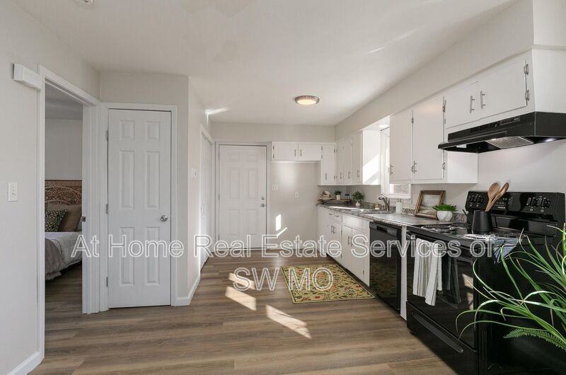 2137 W Brower St - Photo 6 of 15