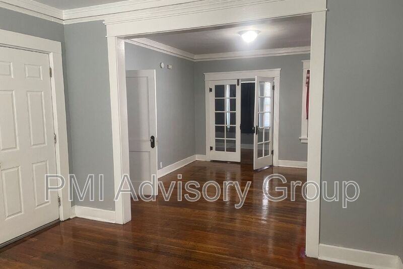 509 Sw 5th St #1 - Photo 4 of 10