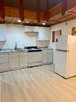 featured image of 262 Illinois St #4