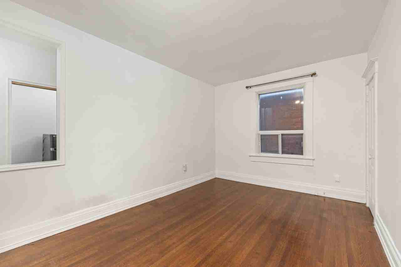 16 Edna Avenue - Photo 2 of 19