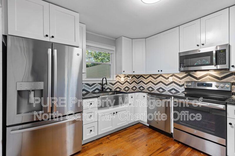 1638 Academy St - Photo 7 of 31