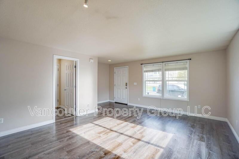 8601 Ne 84th St - Photo 6 of 28