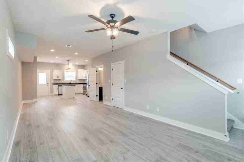 827 Charlotte St #NA - Photo 4 of 16