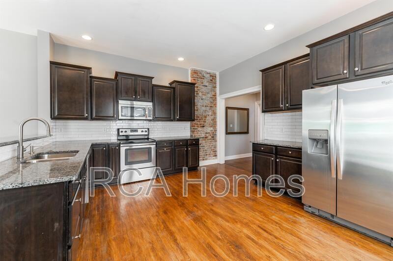 613 E New York St - Photo 2 of 16