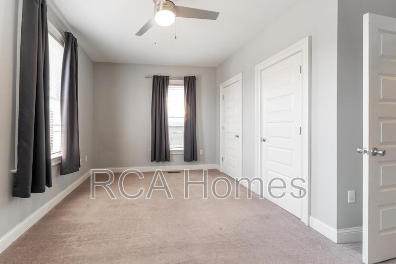 613 E New York St - Photo 6 of 16